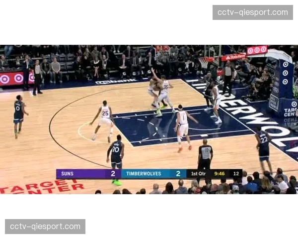 “全场结束：伯恩茅斯2-1狼队，索兰克点射绝杀，狼队遭遇联赛三连败”